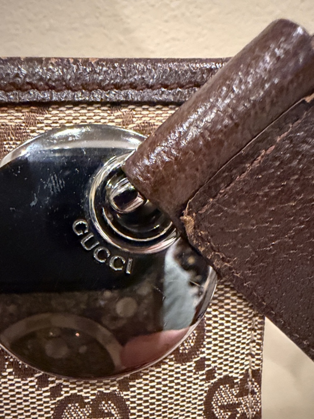 Gucci GG Canvas Eclipse Crossbody Messenger Bag, - Picture 3 of 13